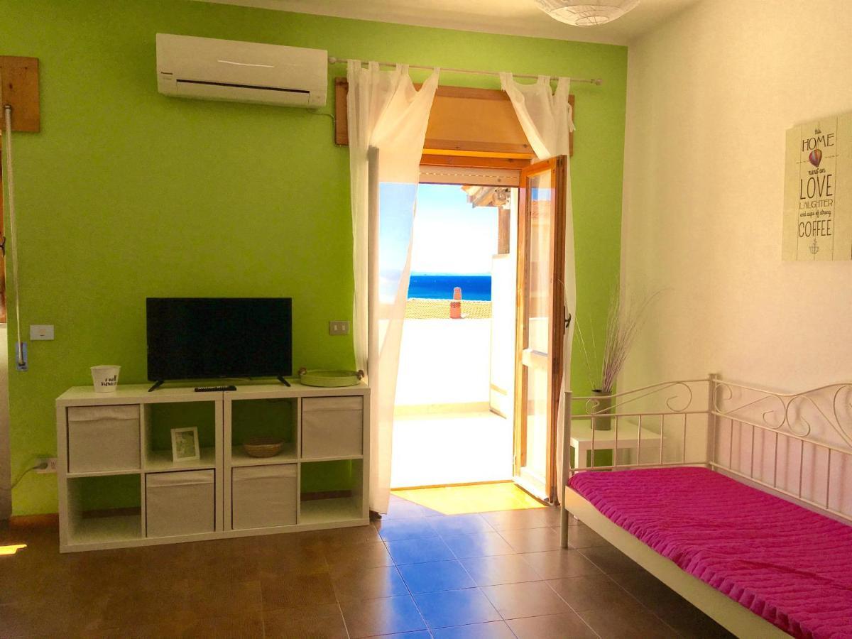 Apartament Lucia 150Mt From Beach Castelsardo Eksteriør bilde